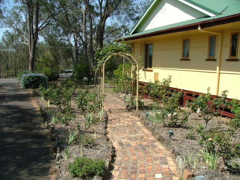 5 South Street, Crows Nest QLD 4355