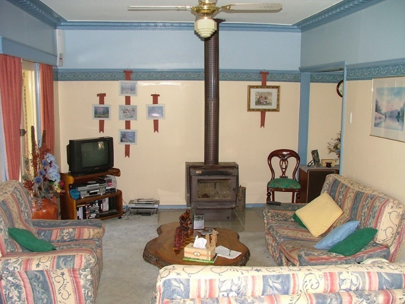 5 South Street, Crows Nest QLD 4355