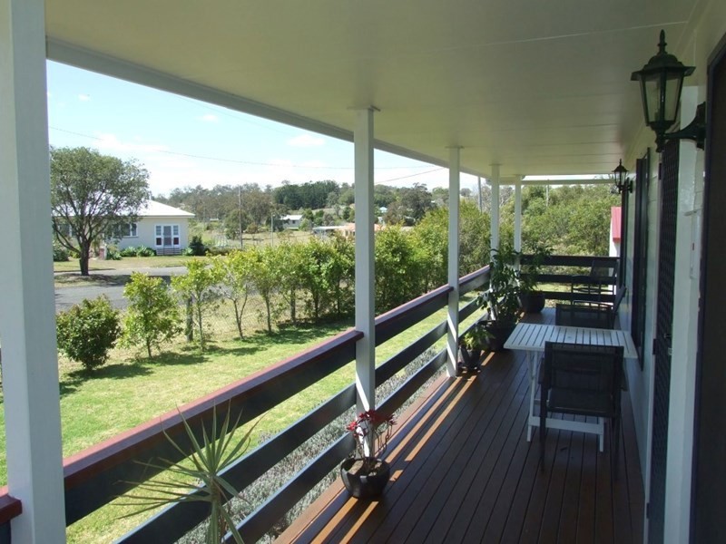 35 Kann Street, Haden QLD 4353