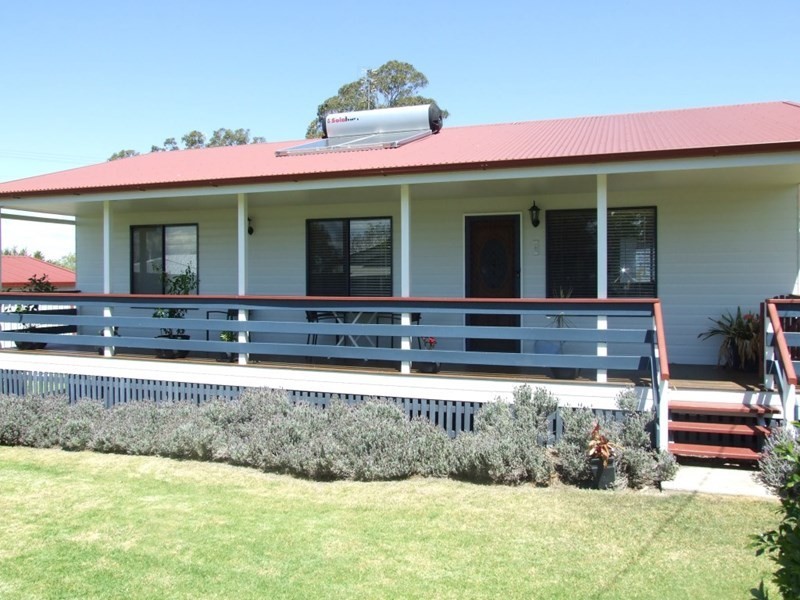 35 Kann Street, Haden QLD 4353