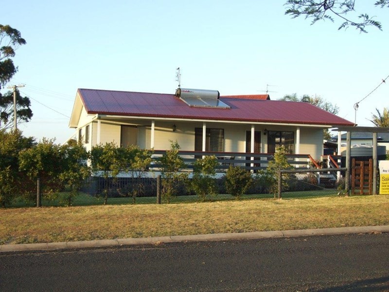 35 Kann Street, Haden QLD 4353