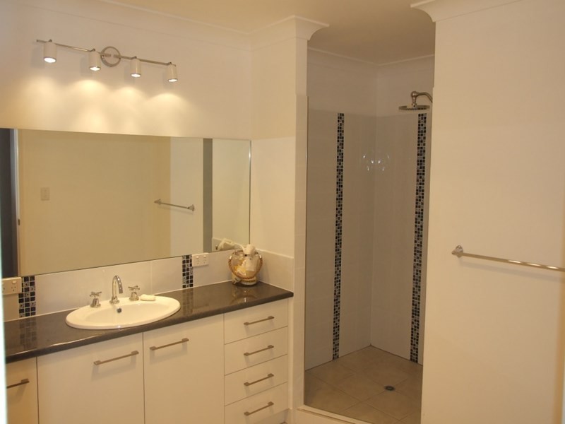 12 Hayden Street, Crows Nest QLD 4355