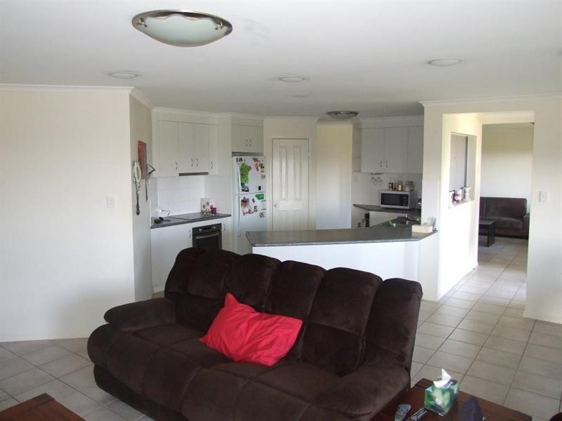 23 McShane Drive, Mount Kynoch QLD 4350