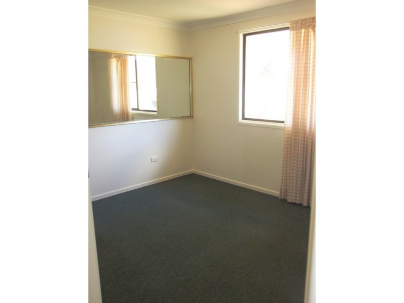 25 Mocatta Street, Goombungee QLD 4354