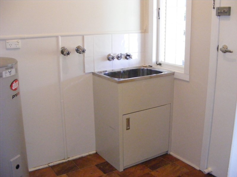 3 Hartwig Street, Goombungee QLD 4354