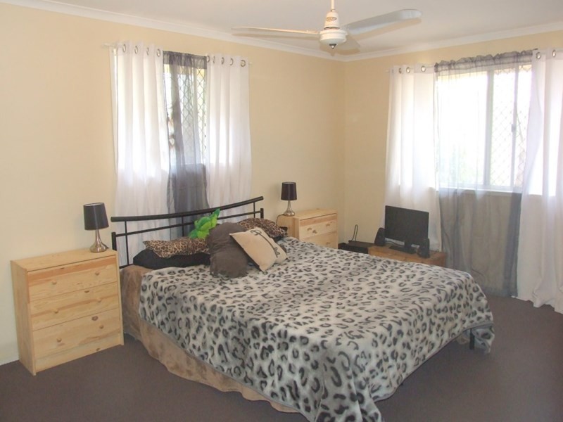 42 Charles Street, Crows Nest QLD 4355