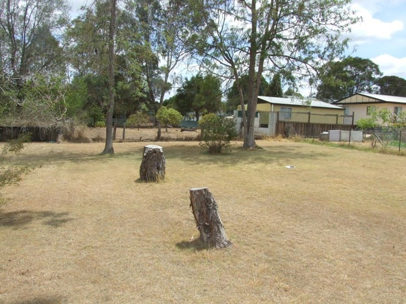 42 Charles Street, Crows Nest QLD 4355