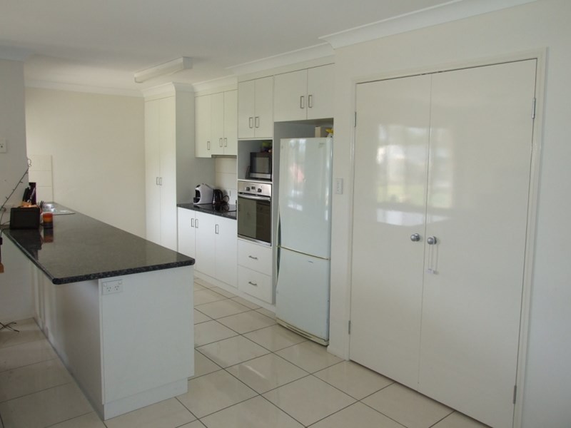 5 Alexander Close, Crows Nest QLD 4355