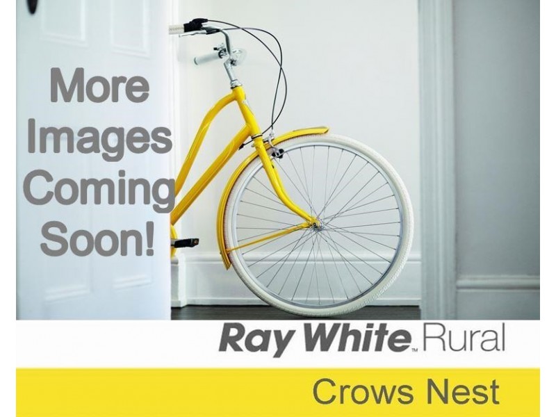 11 South Street, Crows Nest QLD 4355