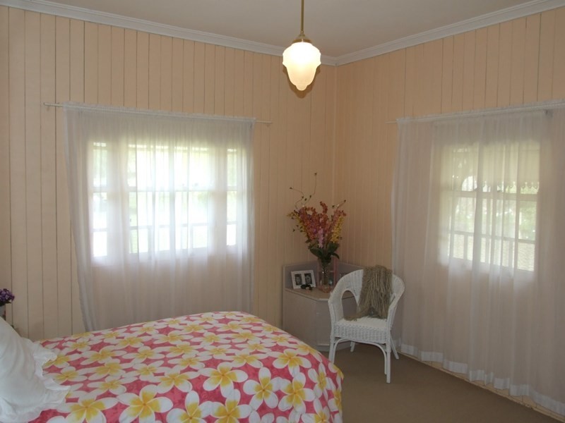 47 South Street, Crows Nest QLD 4355