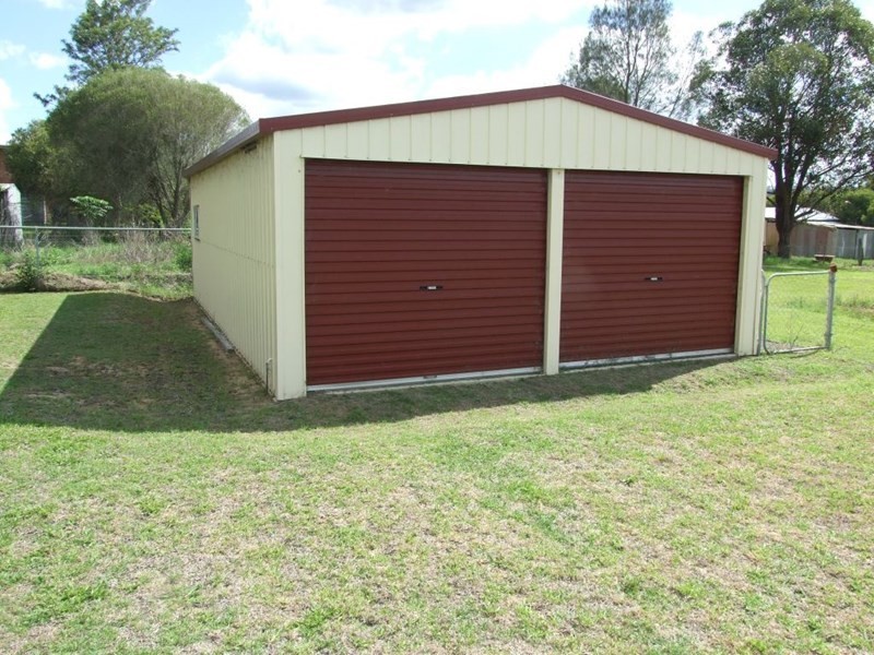 47 South Street, Crows Nest QLD 4355