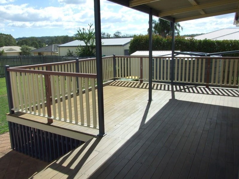 9 Lee Court, Crows Nest QLD 4355