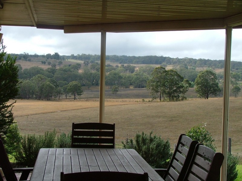 724 Merritts Creek Road, Hampton QLD 4352