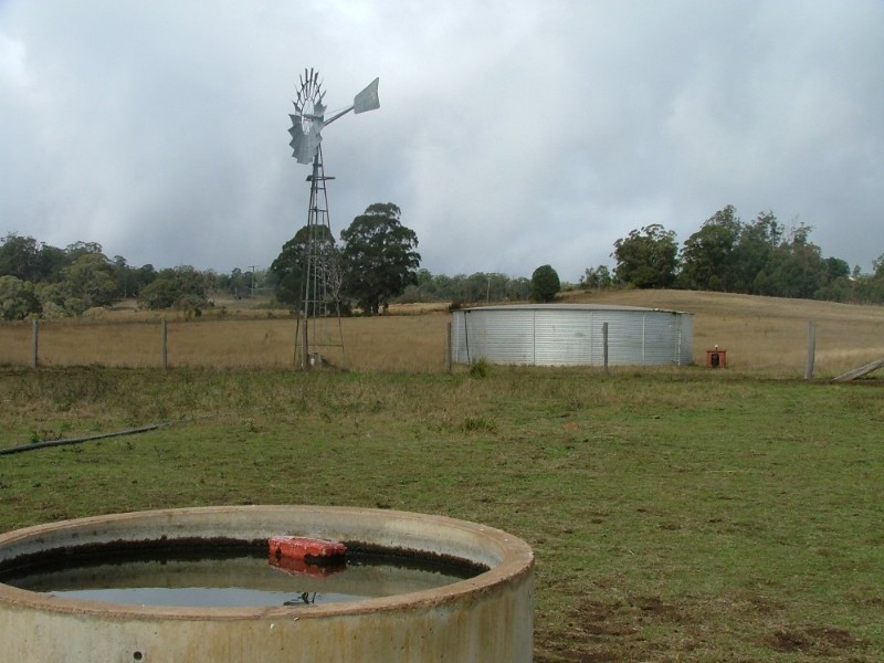 724 Merritts Creek Road, Hampton QLD 4352