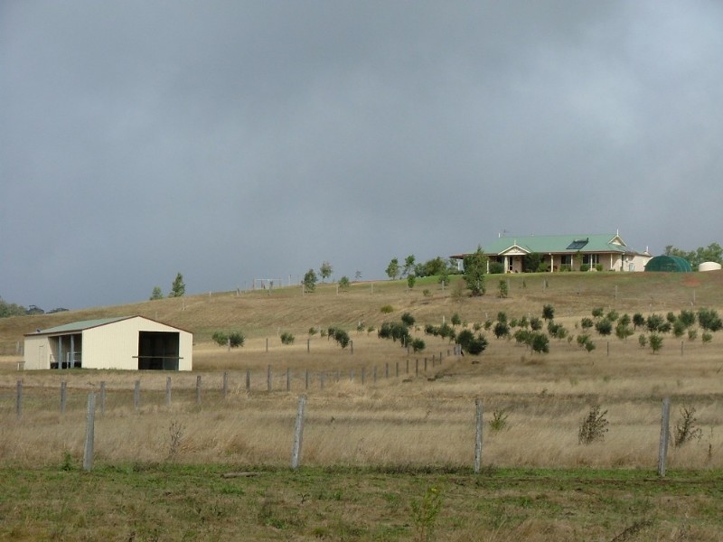 724 Merritts Creek Road, Hampton QLD 4352