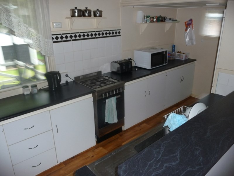 24 Andrews Road, Crows Nest QLD 4355