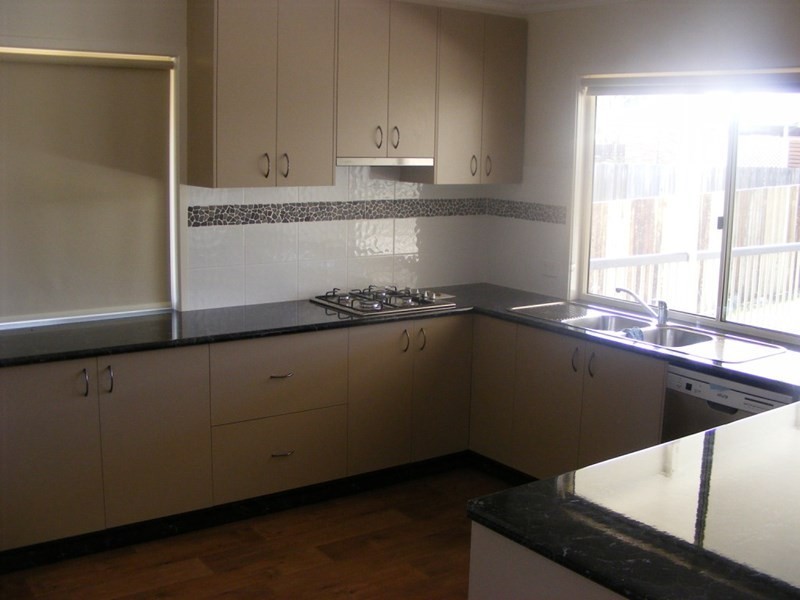 6 Jackson Court, Crows Nest QLD 4355