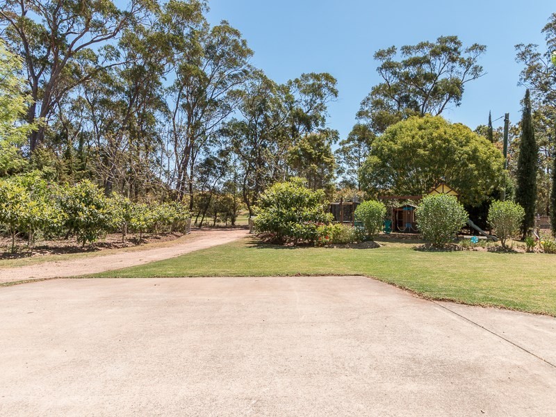 Lot 8 Davidson Lane, Hampton QLD 4352