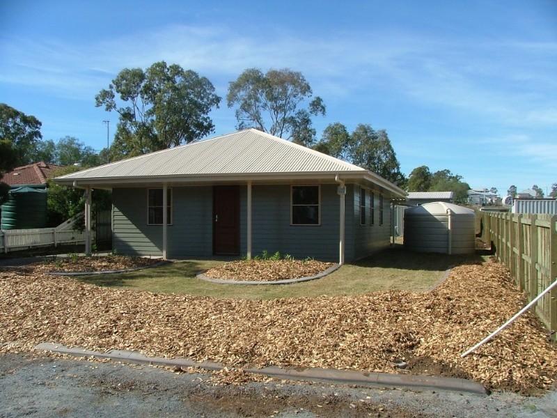 76 John Street, Goombungee QLD 4354