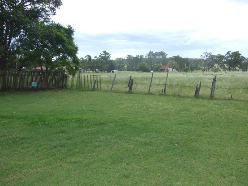 7 John Street, Goombungee QLD 4354