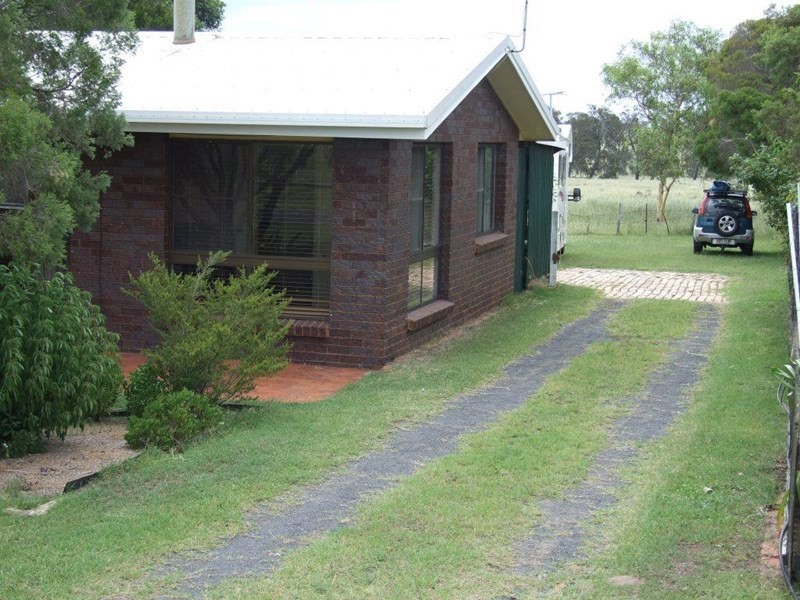 7 John Street, Goombungee QLD 4354