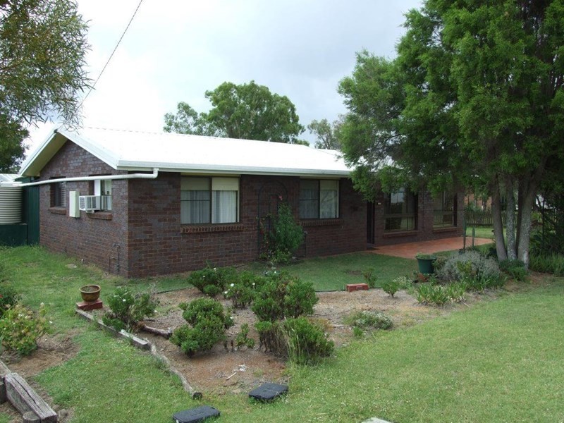 7 John Street, Goombungee QLD 4354