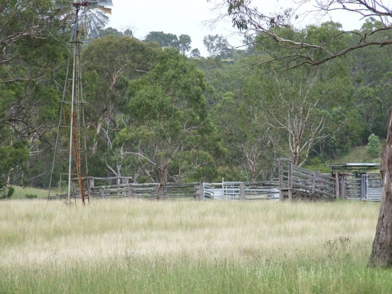 L400 Schick Road, Thornville QLD 4352