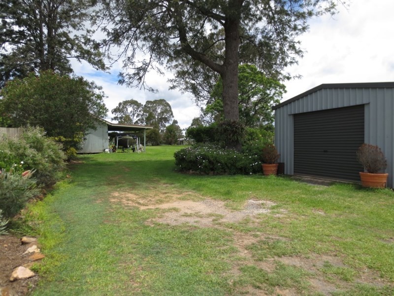 3 Albert Street, Crows Nest QLD 4355
