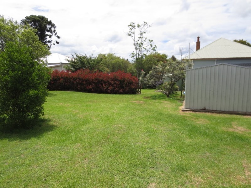 3 Albert Street, Crows Nest QLD 4355