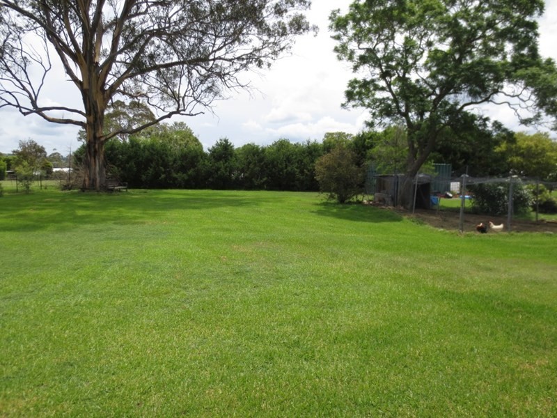 3 Albert Street, Crows Nest QLD 4355