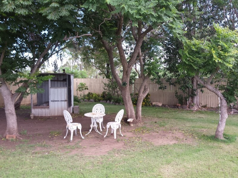 26 Cooke Street, Goombungee QLD 4354