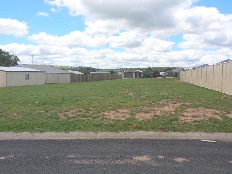 4 Naomi Drive, Crows Nest QLD 4355