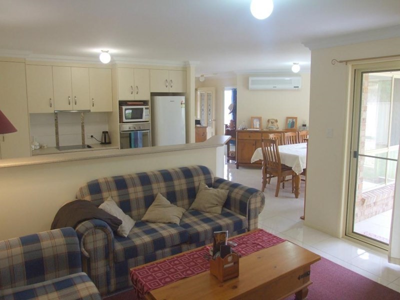 26 Naomi Drive, Crows Nest QLD 4355