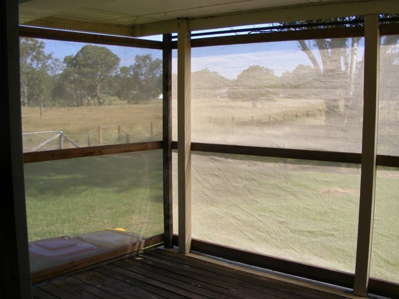 13 Devoncourt Road, Crows Nest QLD 4355