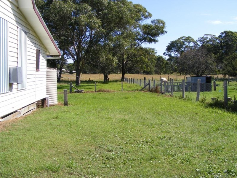 13 Devoncourt Road, Crows Nest QLD 4355