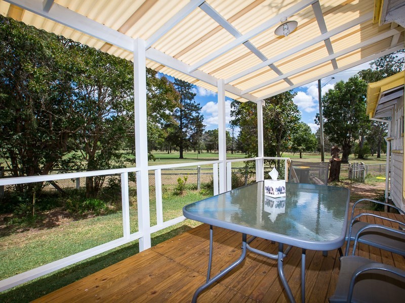 15 Short Street, Crows Nest QLD 4355