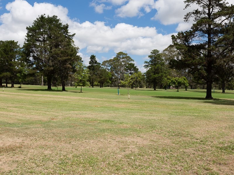 15 Short Street, Crows Nest QLD 4355