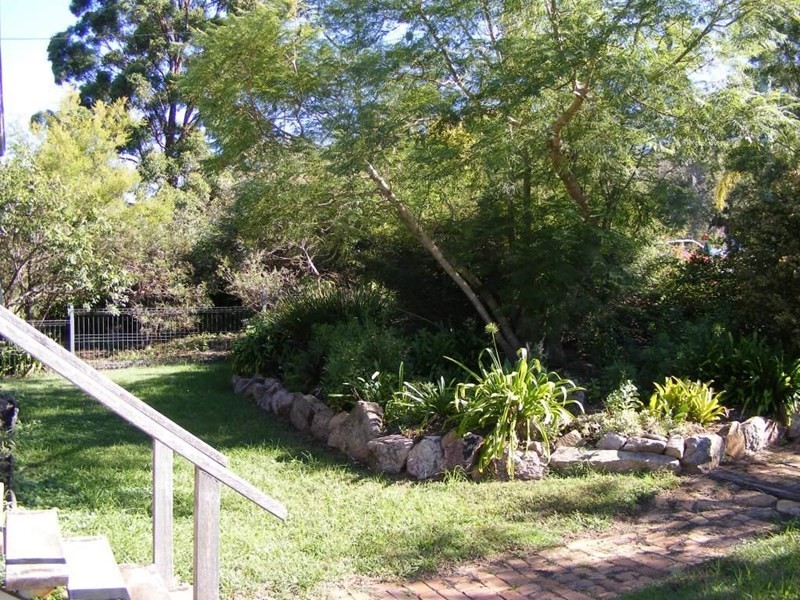 7 Railway Terrace, Crows Nest QLD 4355