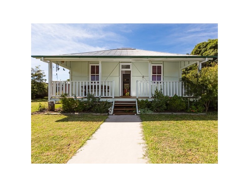 2 Toowoomba Road, Crows Nest QLD 4355