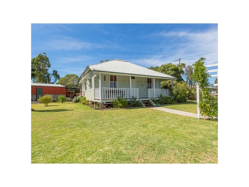 2 Toowoomba Road, Crows Nest QLD 4355