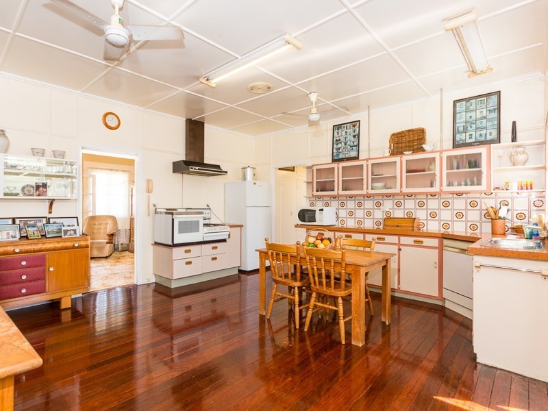 37 Maddern Road, Crows Nest QLD 4355