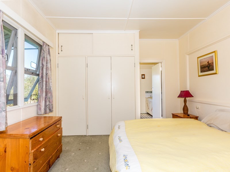 37 Maddern Road, Crows Nest QLD 4355