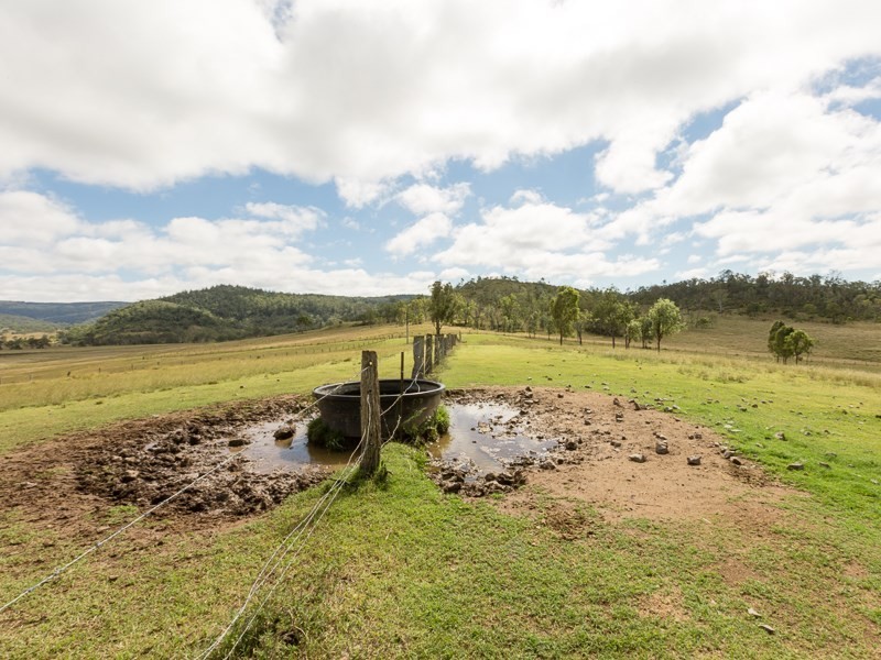 37 Maddern Road, Crows Nest QLD 4355