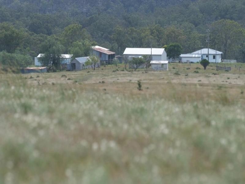 5758 New England Highway, Crows Nest QLD 4355