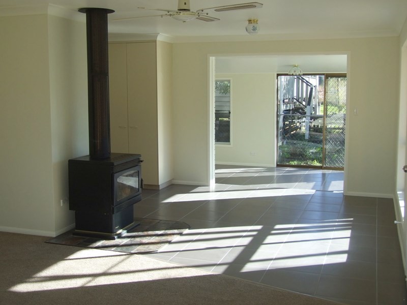 3 Gleeson Street, Crows Nest QLD 4355