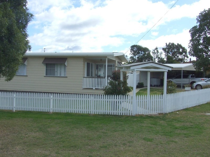 11 John Street, Goombungee QLD 4354