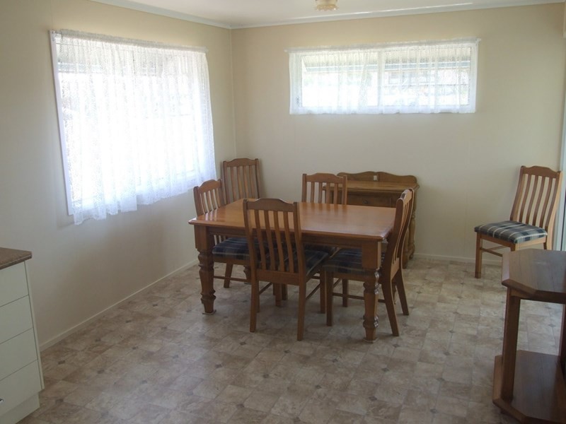 11 John Street, Goombungee QLD 4354