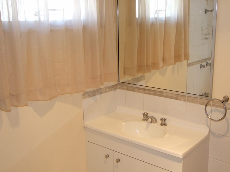 29 Railway Terrace, Crows Nest QLD 4355