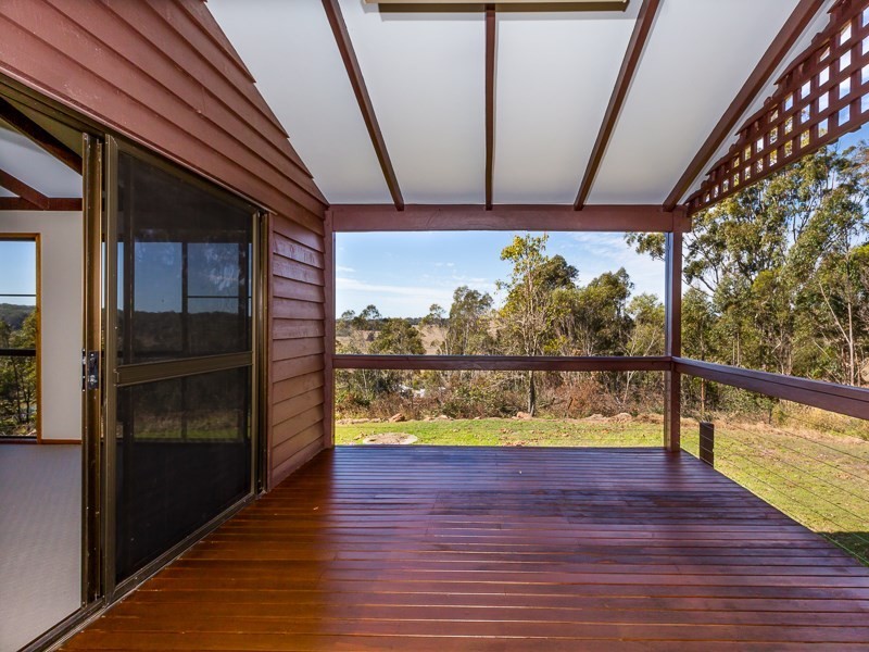 10 Towerpark Court, Crows Nest QLD 4355