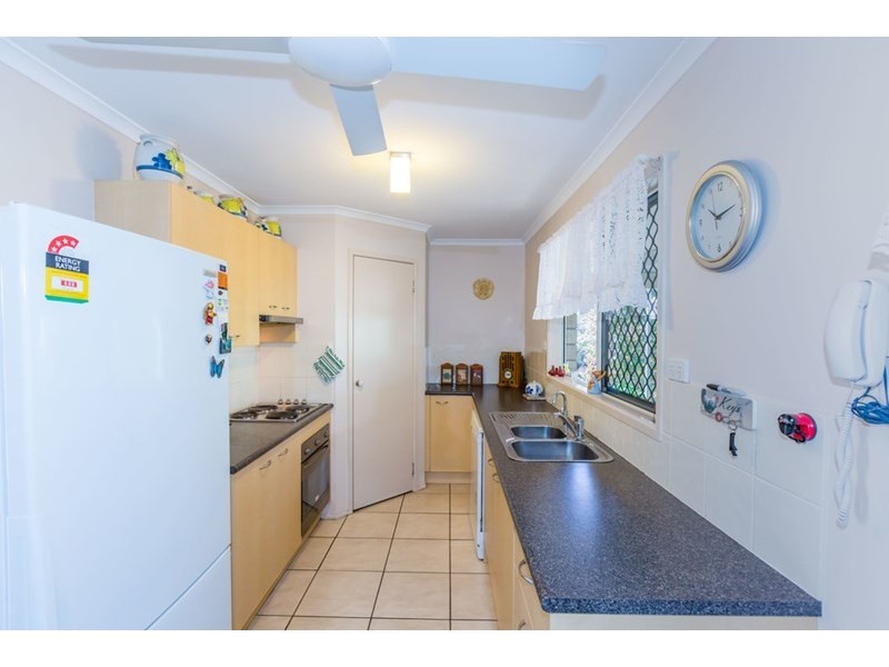 15 Vicky Avenue, Crows Nest QLD 4355